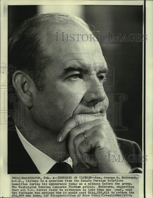 1970 Press Photo Senator George McGovern appears at Senate Foreign Relations