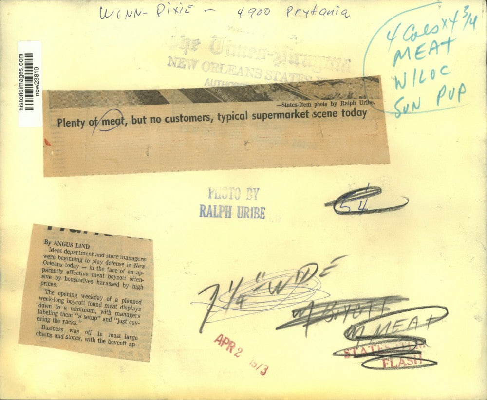 1973 Press Photo Supermarket scene of week-long meat boycott. - now23819