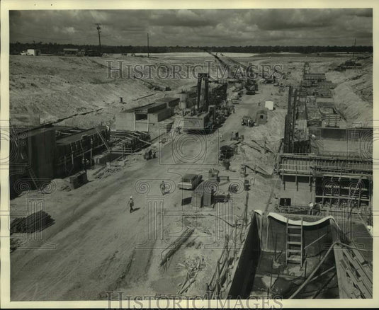 1964 Press Photo Construction of navigation lock at NASA's Mississippi Test site