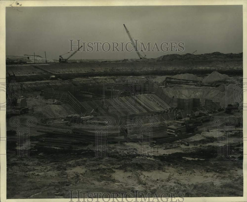 Load image into Gallery viewer, 1964 Press Photo Concrete substructure forms of S-II stands at NASA's MTO
