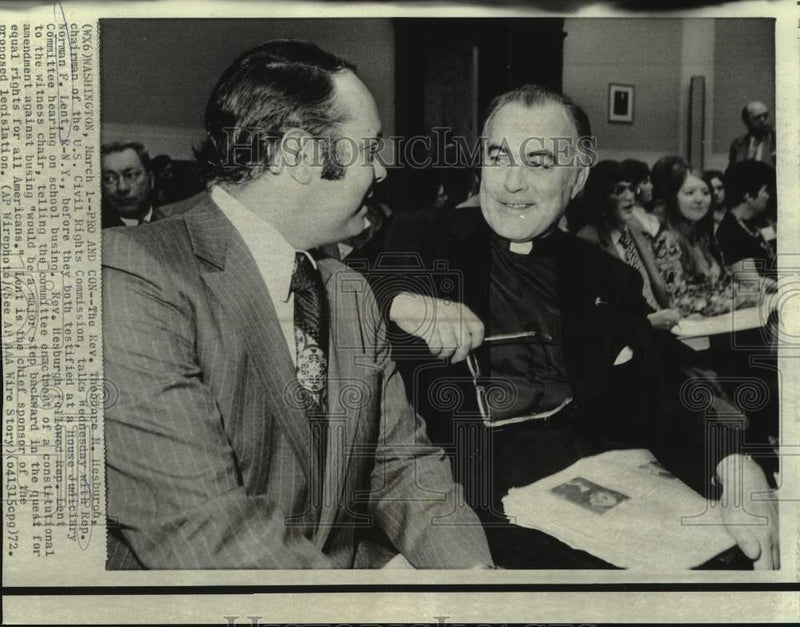 Load image into Gallery viewer, 1972 Press Photo Reverend Hesburgh and Representative Lent at House Judiciary
