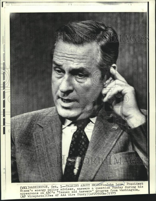 1973 Press Photo Energy Director John Love appears on "Issues and Answers"