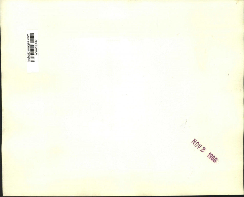 1966 Press Photo GOP gubernatorial candidate campaigns aboard Victory Special