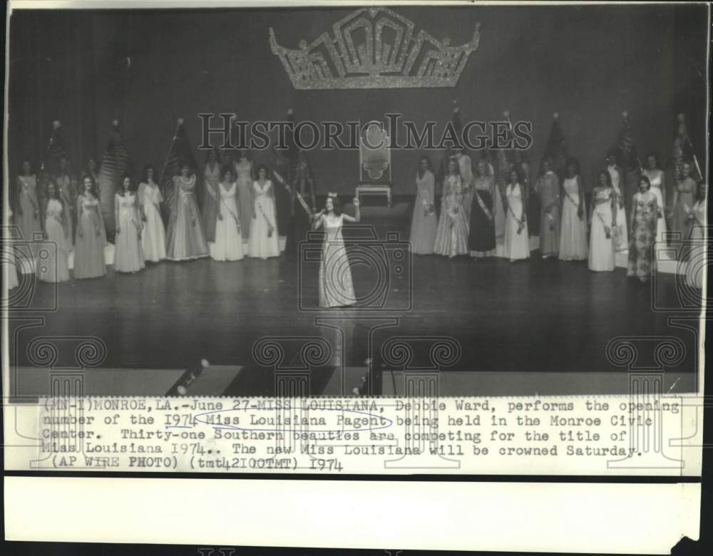 1974 Press Photo Debbie Ward performs opening number for Miss Louisiana pageant