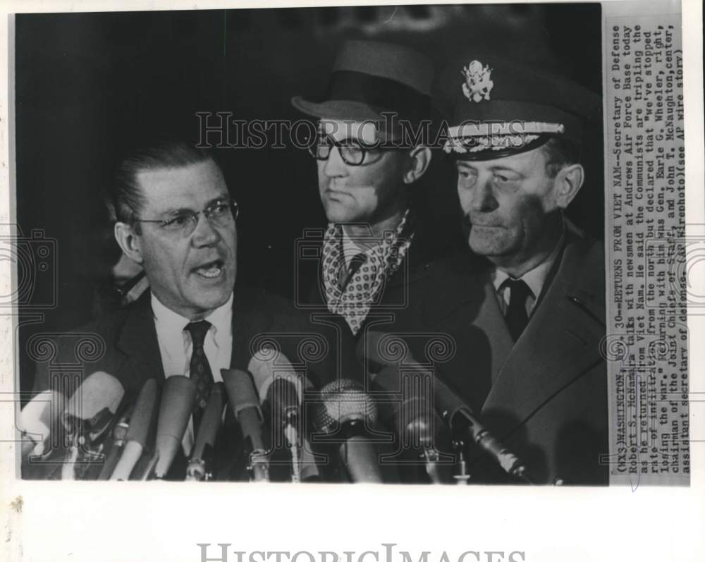 1965 Press Photo Returning from Vietnam are McNamara, Wheeler and McNaughton