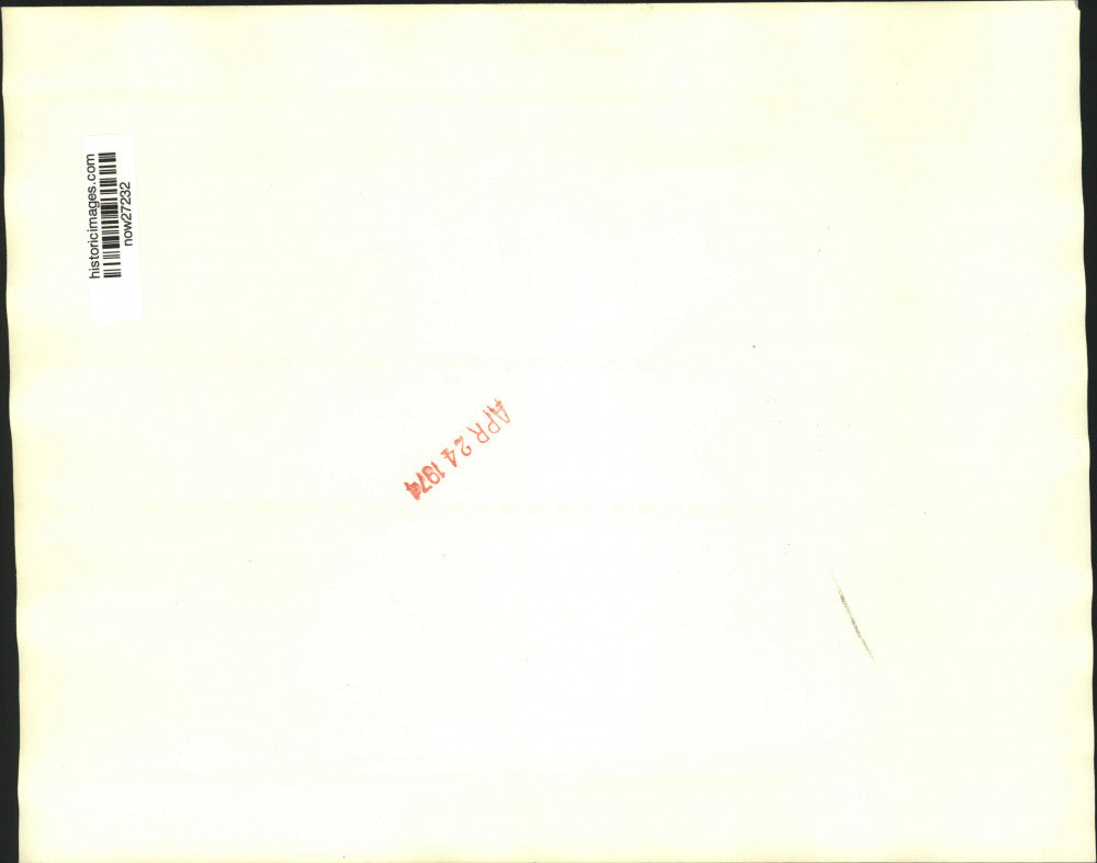 1974 Press Photo AP chairman Paul Miller with new board members in New York