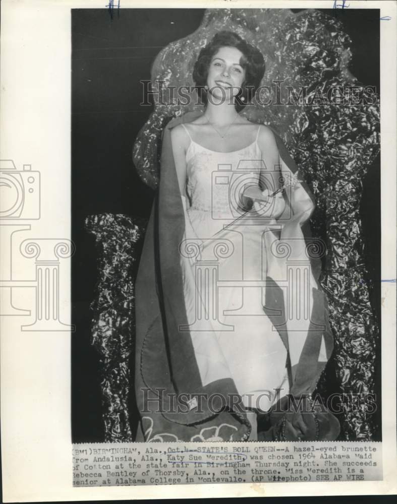 1963 Press Photo Maid of Cotton Katy Sue Meredith crowned in Memphis, Tennessee