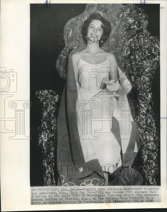 1963 Press Photo Maid of Cotton Katy Sue Meredith crowned in Memphis, Tennessee
