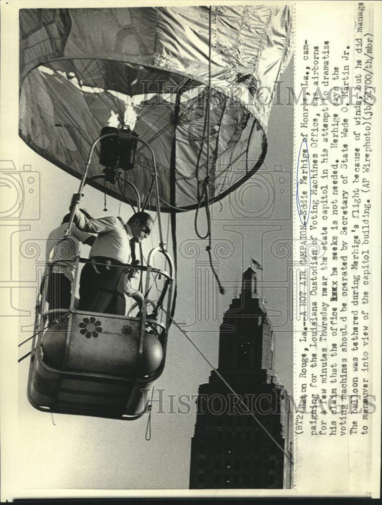 1971 Press Photo Eddie Merhige in his hot air balloon campaign in Baton Rouge