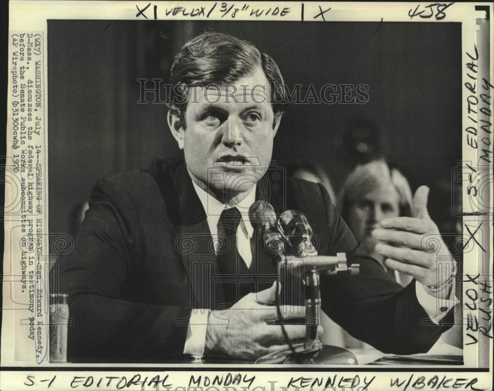 1970 Press Photo Senator Edward Kennedy at Senate Public Works subcommittee