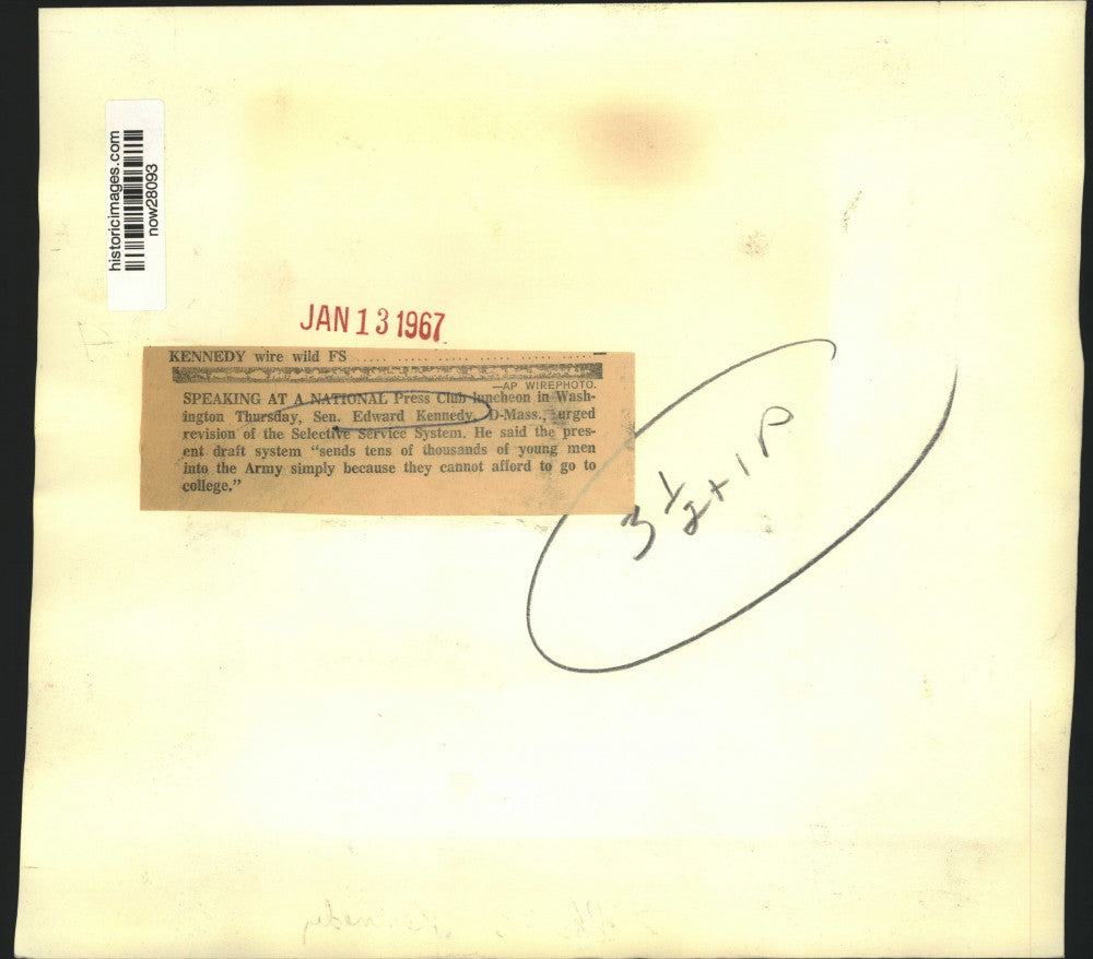 1967 Press Photo Senator Edward Kennedy at National Press Club luncheon