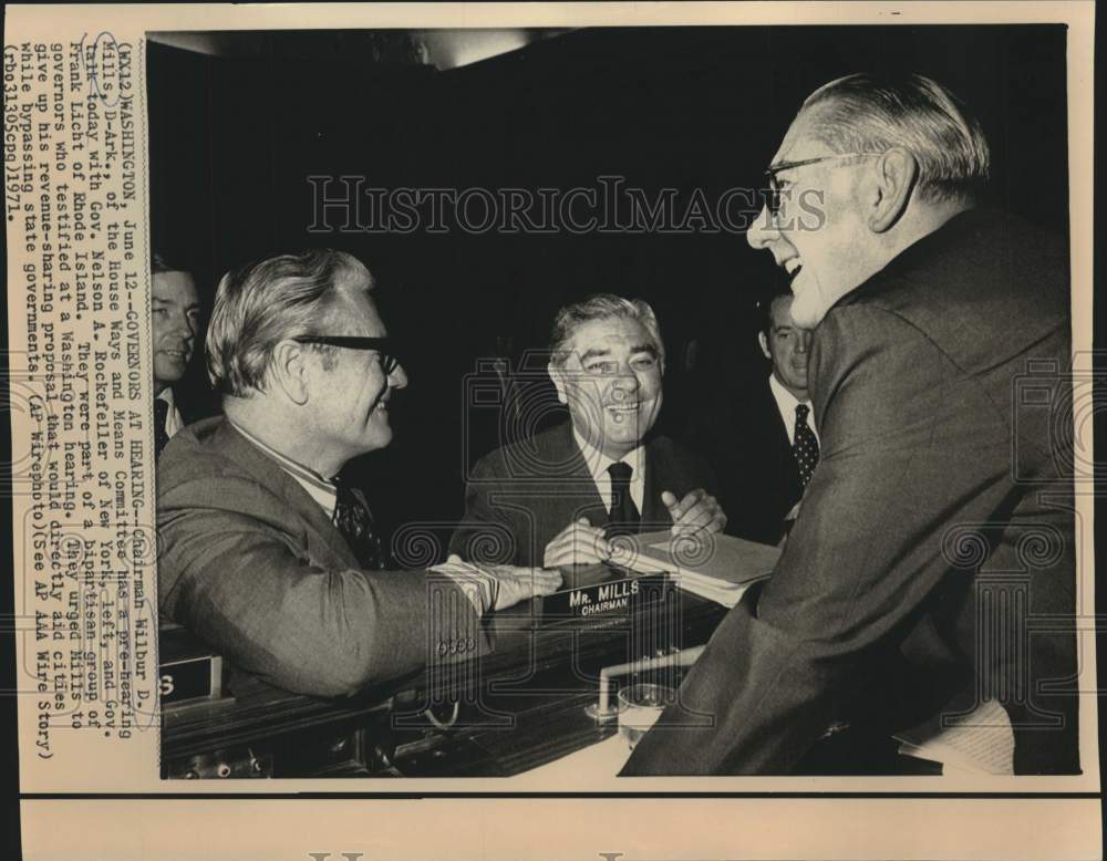 1971 Press Photo Ways and Means Committee's Mills with Governors at Capitol