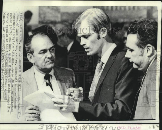 1970 Press Photo Representatives Jones, Blue and McGehee discuss house rules
