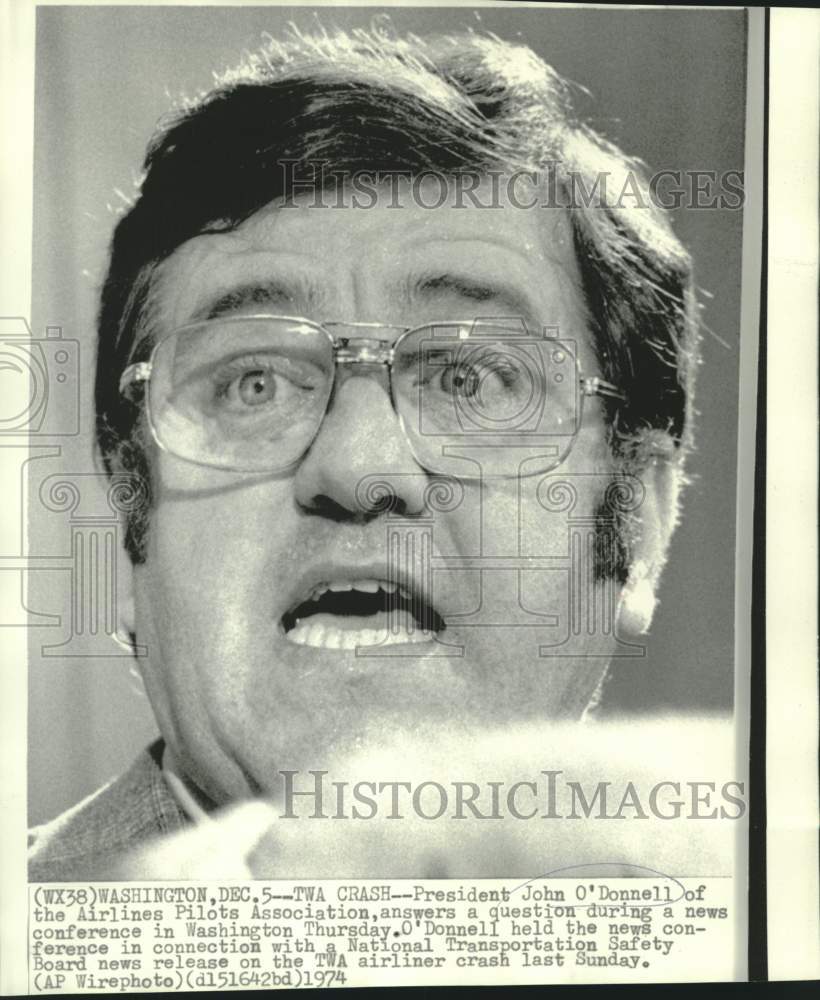1974 Press Photo ALPA President O&#39;Donnell at Washington news conference