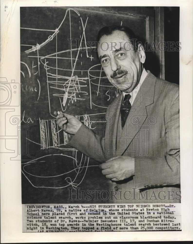 1959 Press Photo Albert Navez-Newton High School acclaimed science teacher