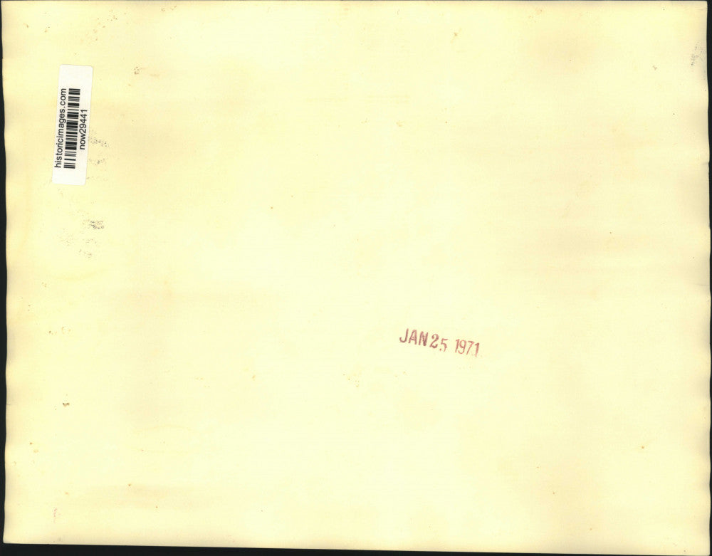 1971 Press Photo Spreading oil slick from Esso Gettysburg elodes booms in CT