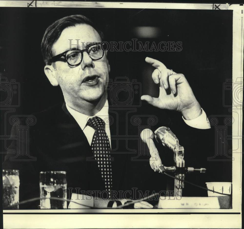 1971 Press Photo Economic Adviser Arthur Okun testifies in Washington