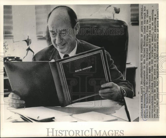 1964 Press Photo Adlai Stevenson looks through his book of amusing letters