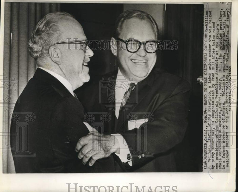 Load image into Gallery viewer, 1963 Press Photo William Nelligan congratulated by Hall at California convention
