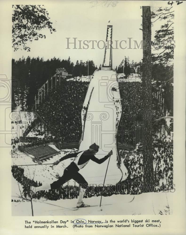 1978 Press Photo Participant in Oslo, Norway's "Holmenkollen Day," ski meet