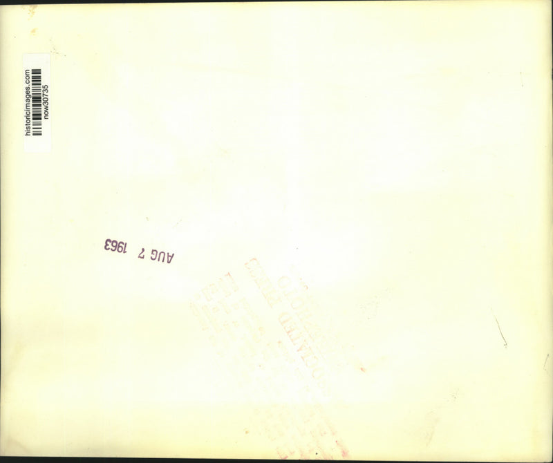 Load image into Gallery viewer, 1963 Press Photo Nuclear test ban signing hailed by toast in Moscow - now30735
