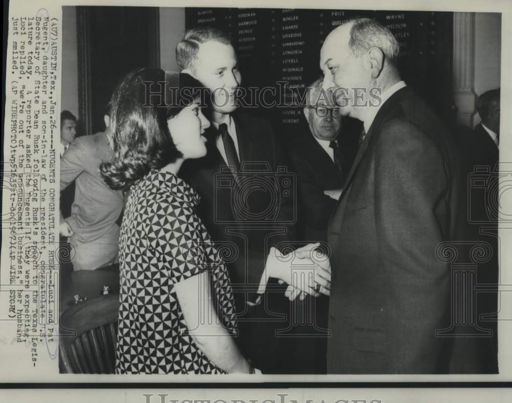 1967 Press Photo Luci and Pat Nugent congratulate Dean Rusk at Texas legislature