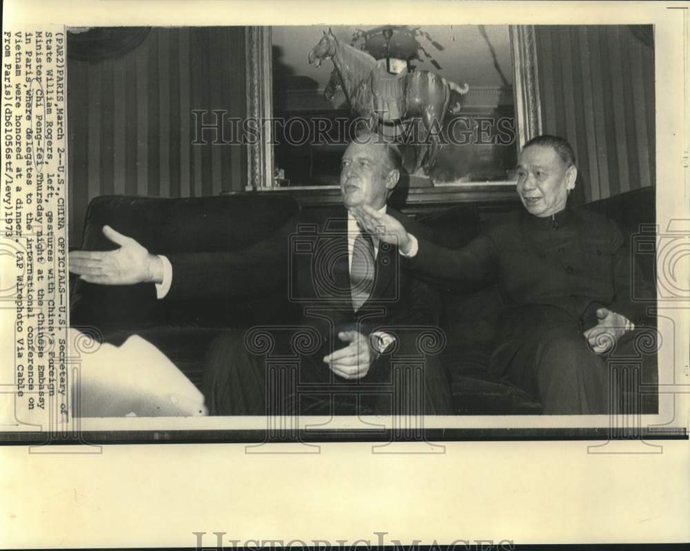 1973 Press Photo China&#39;s Chi Peng-fei and Rogers at Chinese Embassy in Paris