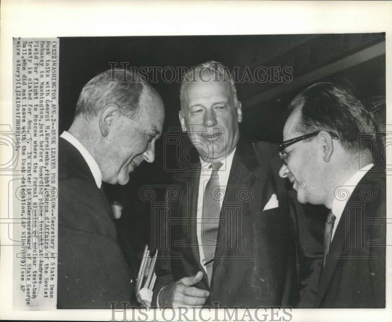 Load image into Gallery viewer, 1963 Press Photo Dean Rusk with Kornienko and Ball at Soviet Embassy in D.C.
