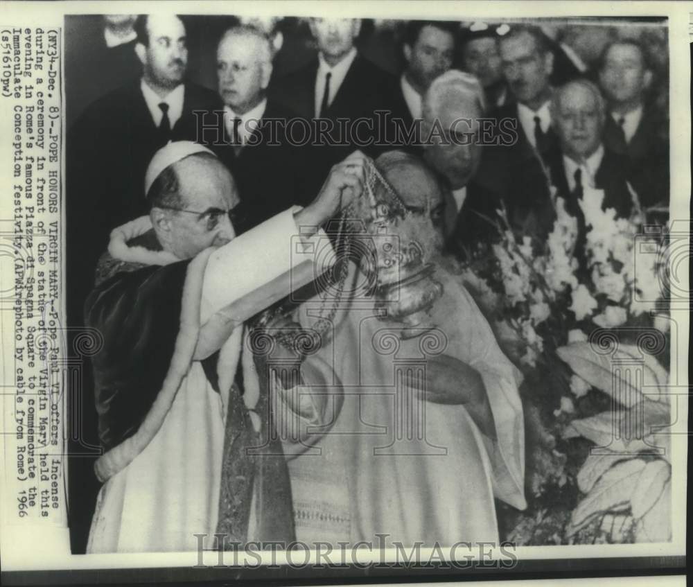 1966 Press Photo Pope Paul VI during ceremony at Virgin Mary statue in Rome