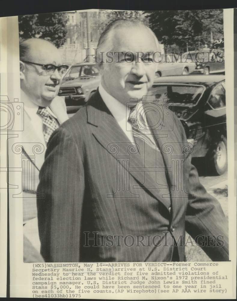 1975 Press Photo Maurice Stans arrives at US District Court in Washington