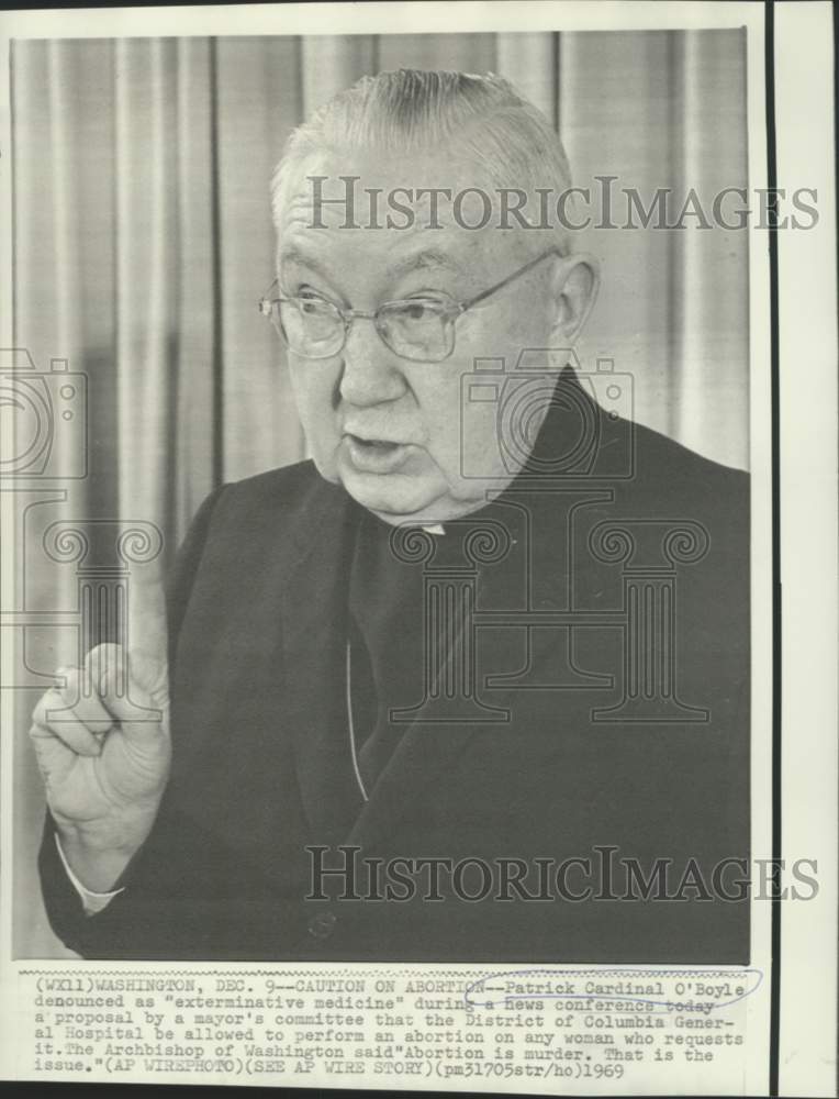 1969 Press Photo Patrick Cardinal O'Boyle during Washington news conference