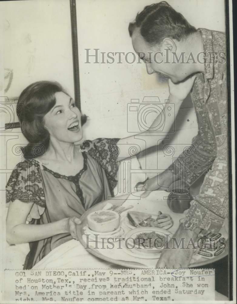 Load image into Gallery viewer, 1966 Press Photo Mrs. America Joy Noufer served breakfast by husband John
