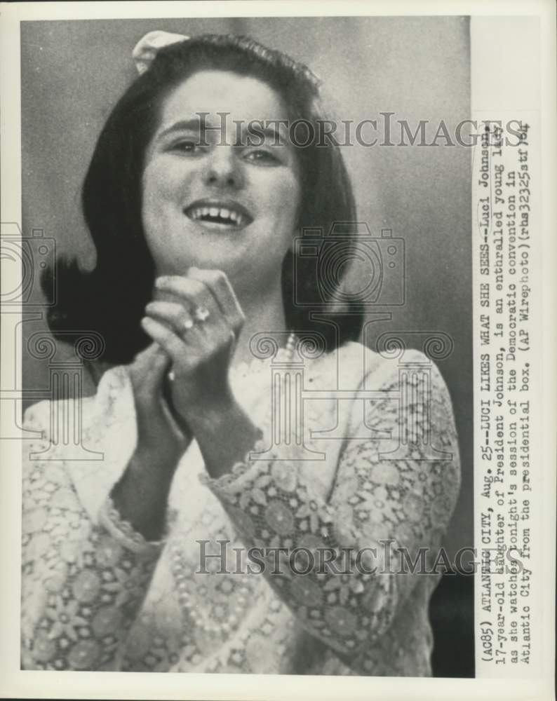 Load image into Gallery viewer, 1964 Press Photo Luci Johnson watches Atlantic City Democratic convention
