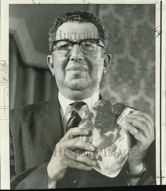 1972 Press Photo Nixon's chief economist Herbert Stein at news conference