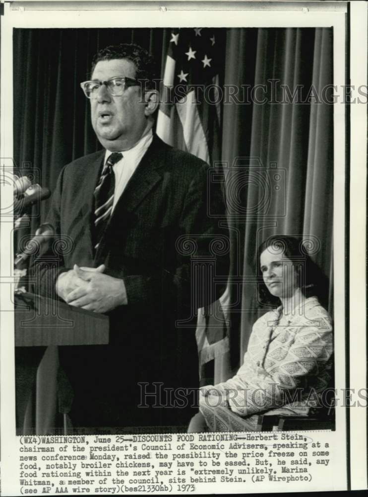 1973 Press Photo Economic Adviser Herbert Stein at Washington news conference