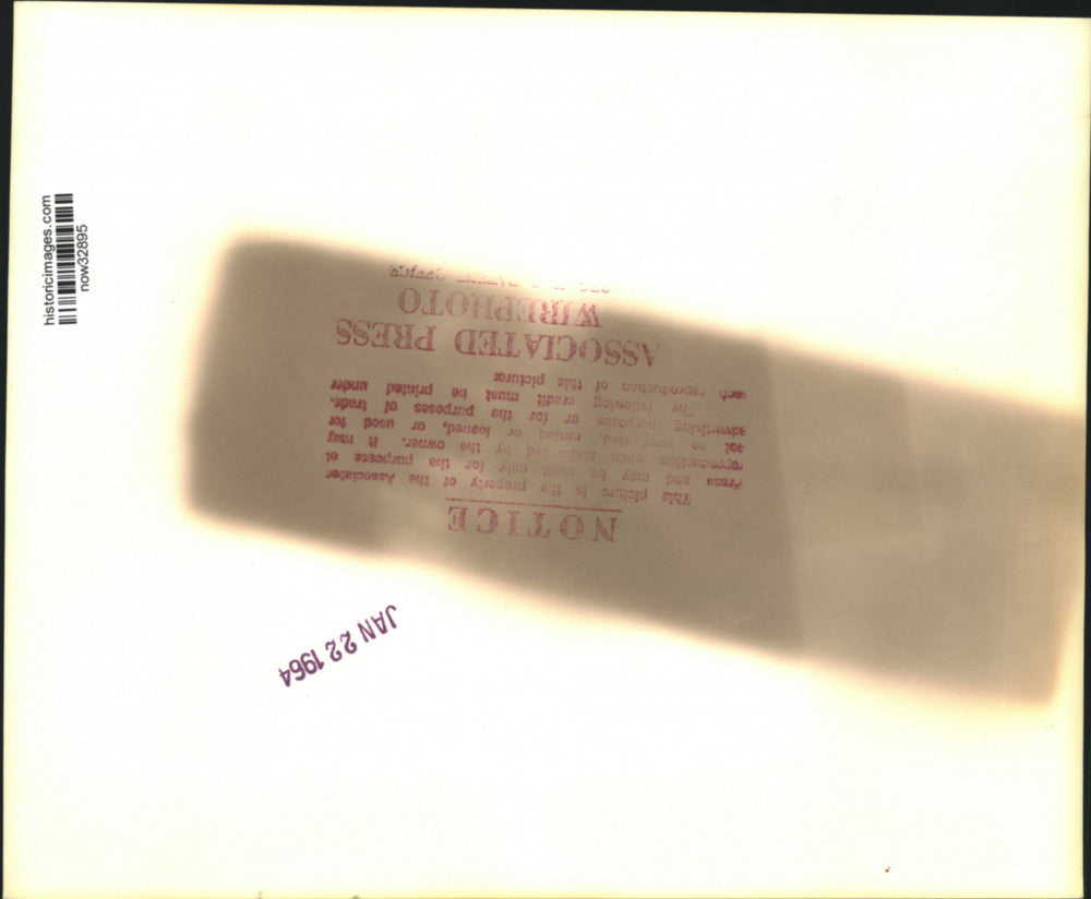 1963 Press Photo Tanganyika's President Julius Nyerere and wife in Dar es Salaam