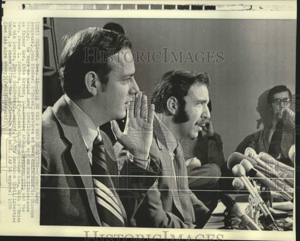 1970 Press Photo Former sergeant Michael O'Brien gestures at news conference