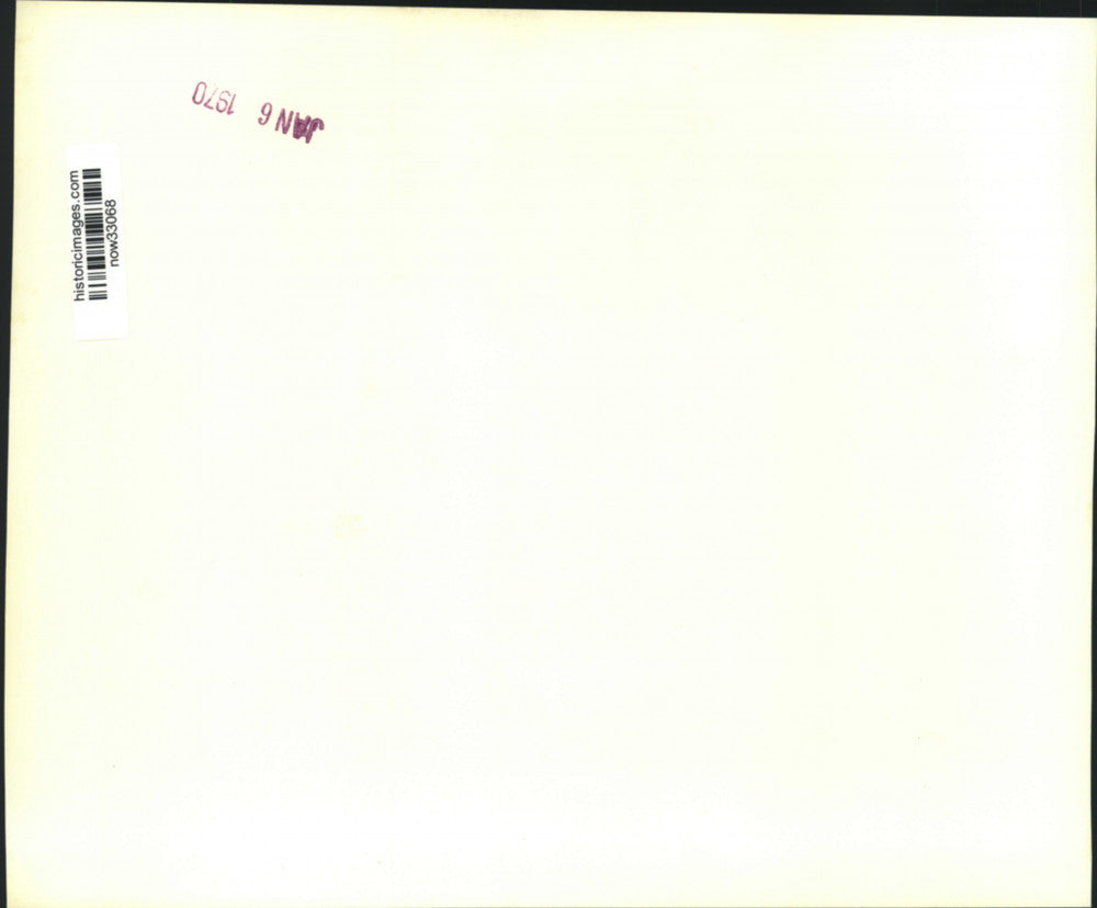 1970 Press Photo Vern Newton criticises Nixon administration at news conference