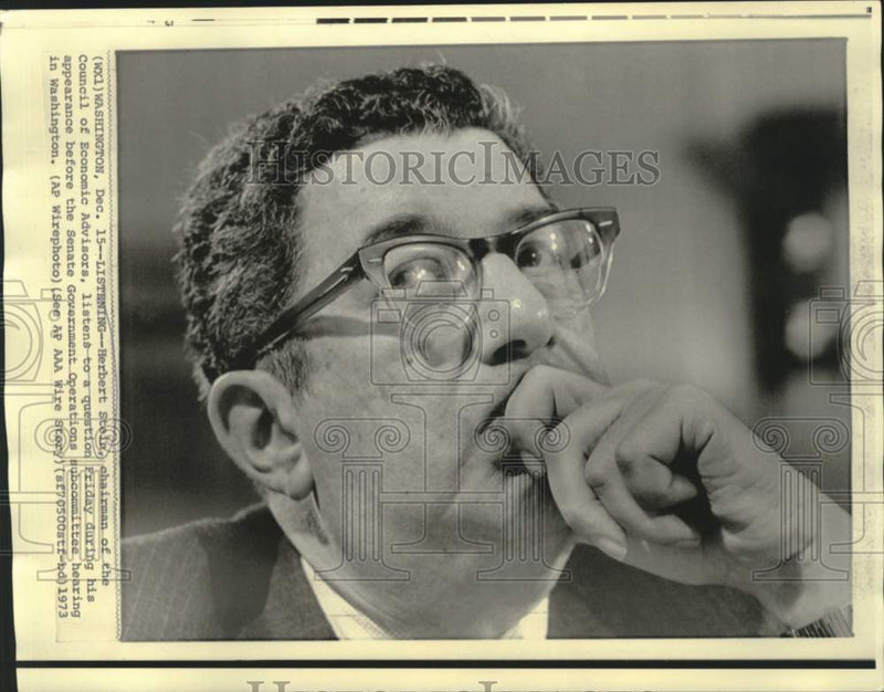 Load image into Gallery viewer, 1973 Press Photo Herbert Stein before Senate Government Operations hearing
