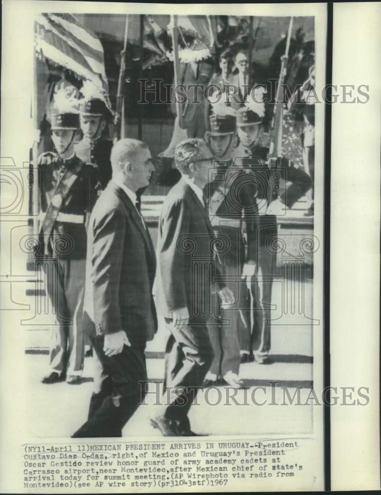 Load image into Gallery viewer, 1967 Press Photo Presidents Ordaz and Gestido review honor guard at Carrasco
