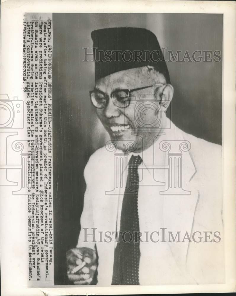 1958 Press Photo Indonesia's premier Sjafruddin Prawiranegara in Padang, Sumatra