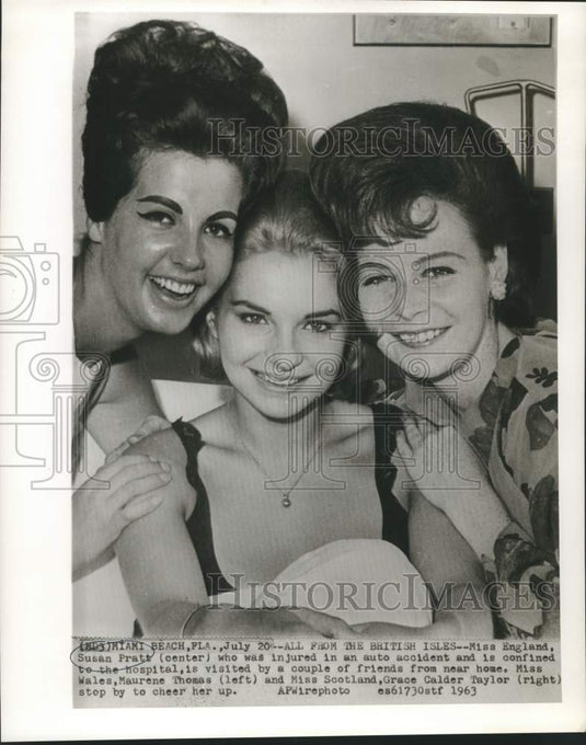 1963 Press Photo Miss England Susan Pratt visited in hospital by British friends