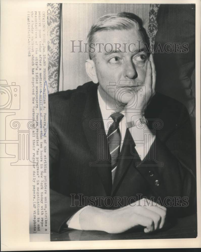 1963 Press Photo Striking printers union head Bertram Powers shown in New York
