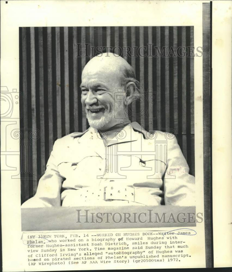 Load image into Gallery viewer, 1972 Press Photo Writer James Phelan interviewed in New York - now33560
