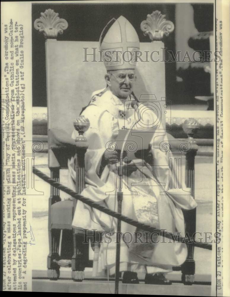 1975 Press Photo Pope Paul celebrating ninth &quot;Day of Special Communications&quot;