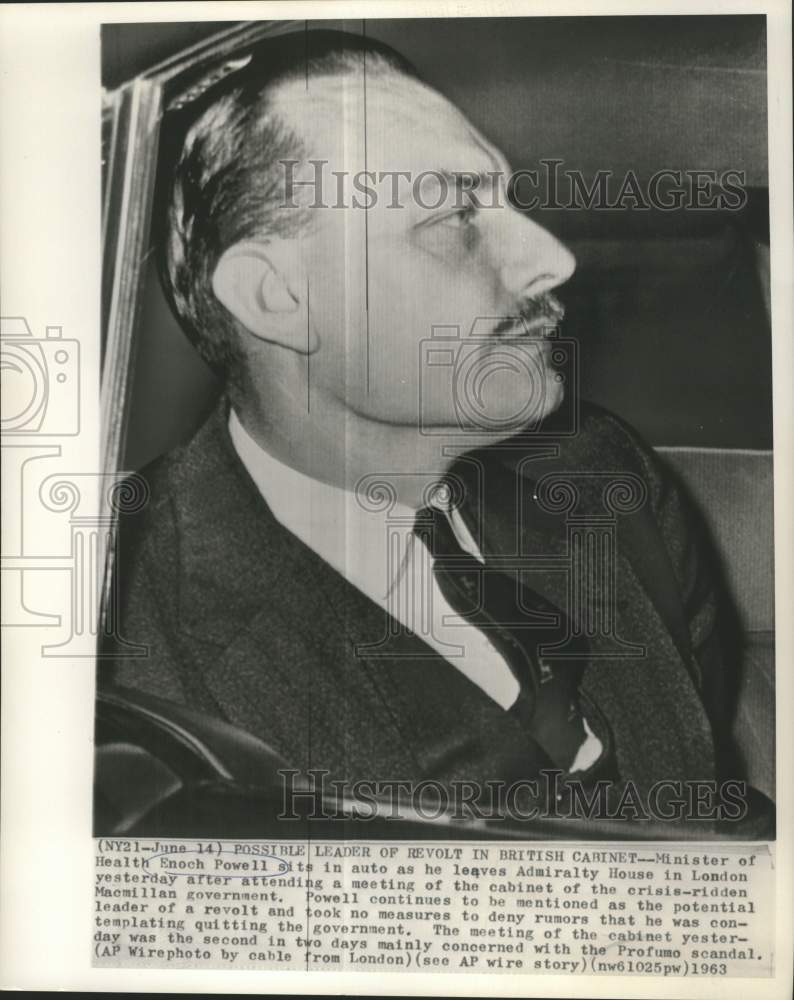 1963 Press Photo Enoch Powell leaves Admiralty House after Cabinet meeting