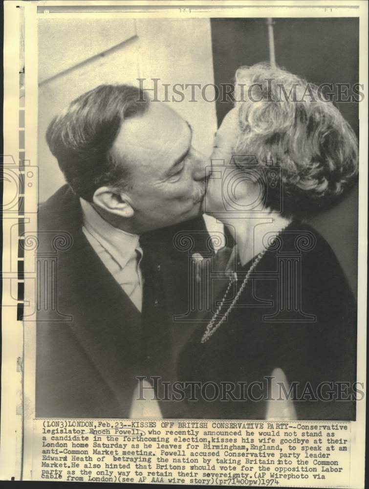 1974 Press Photo Conservative legislator Enoch Powell kisses wife goodbye