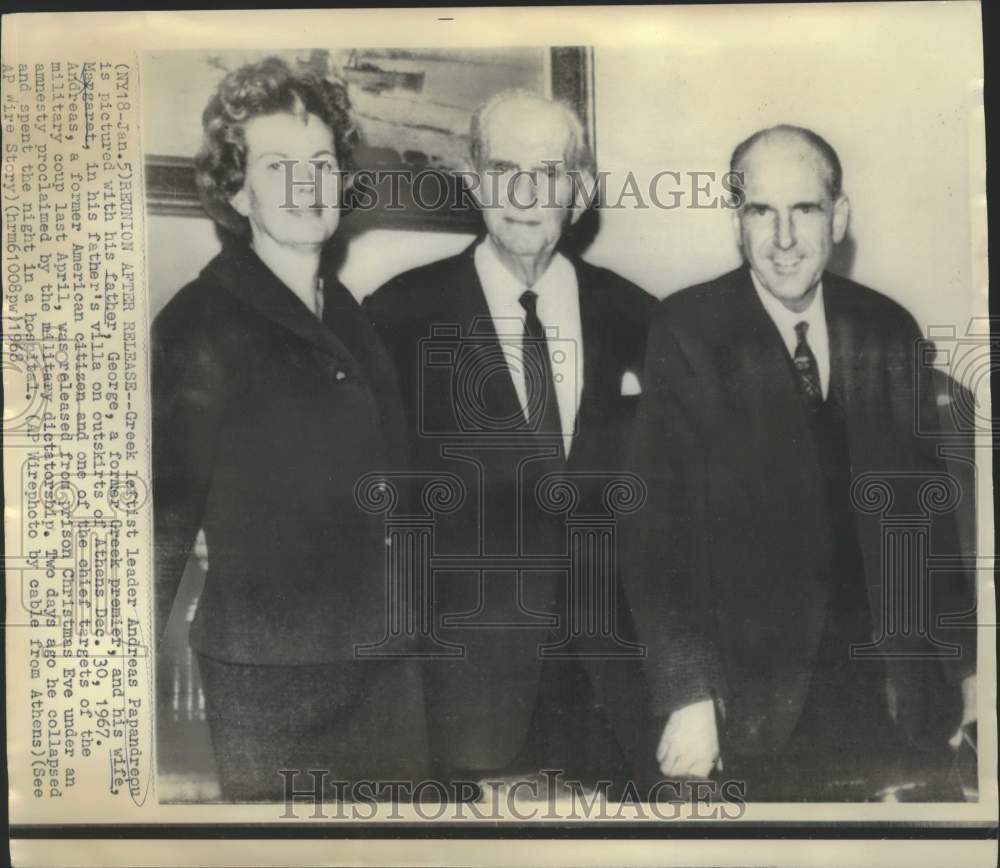 1967 Press Photo Greece&#39;s Andreas Papandreou reunited with family in Athens