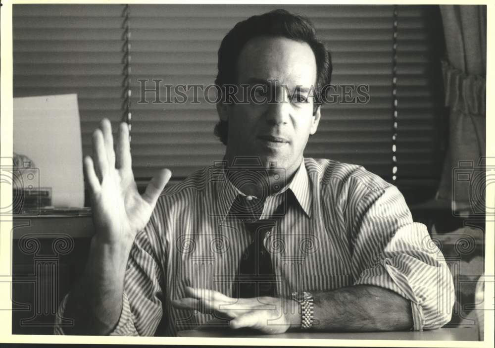 1992 Press Photo Businessman and actor Peter Onorati stars in "Civil Wars."