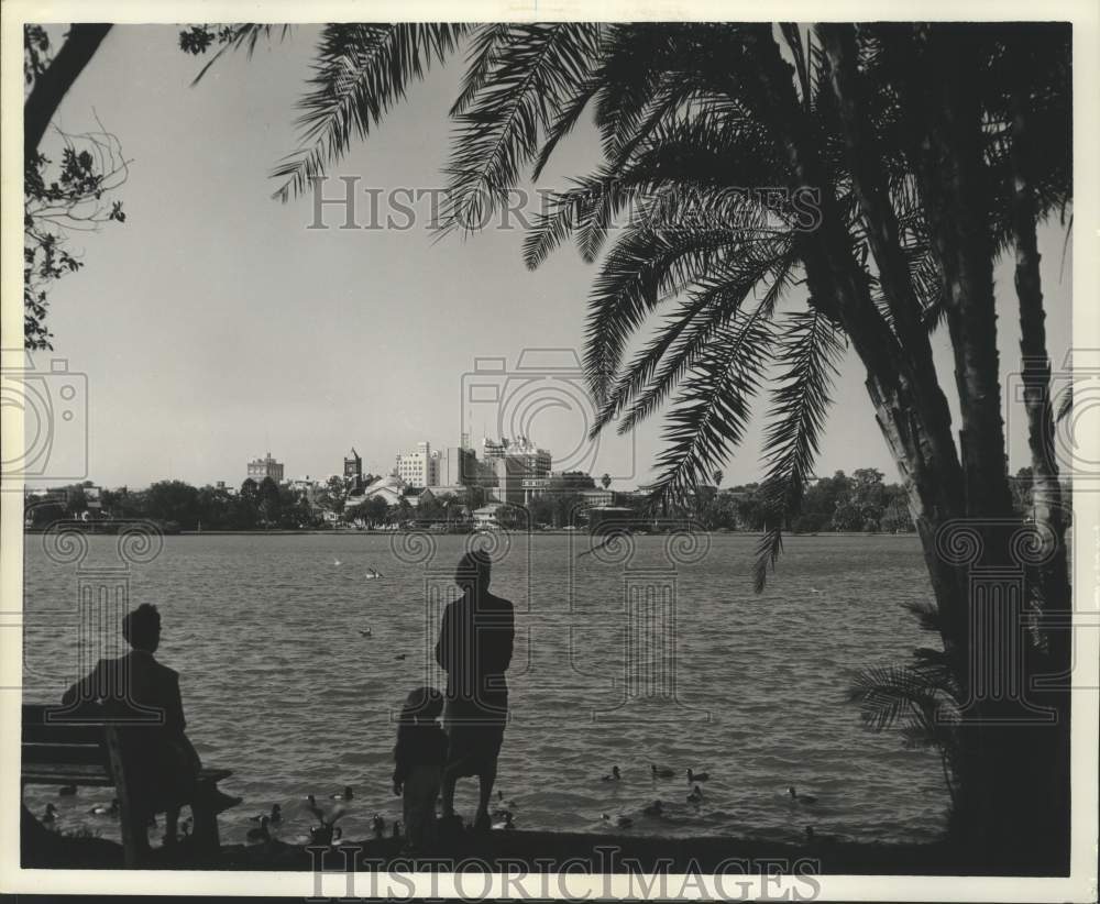 1960 Press Photo Orlando, Florida, Sunshine State inland resort city - now33790